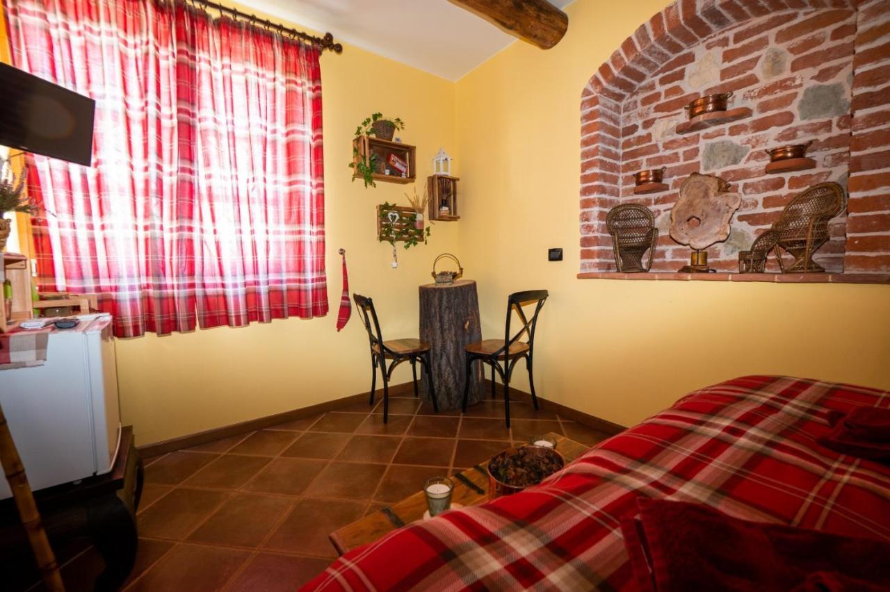B&B Naturin - Cascina Colombaro Lauriano Buitenkant foto